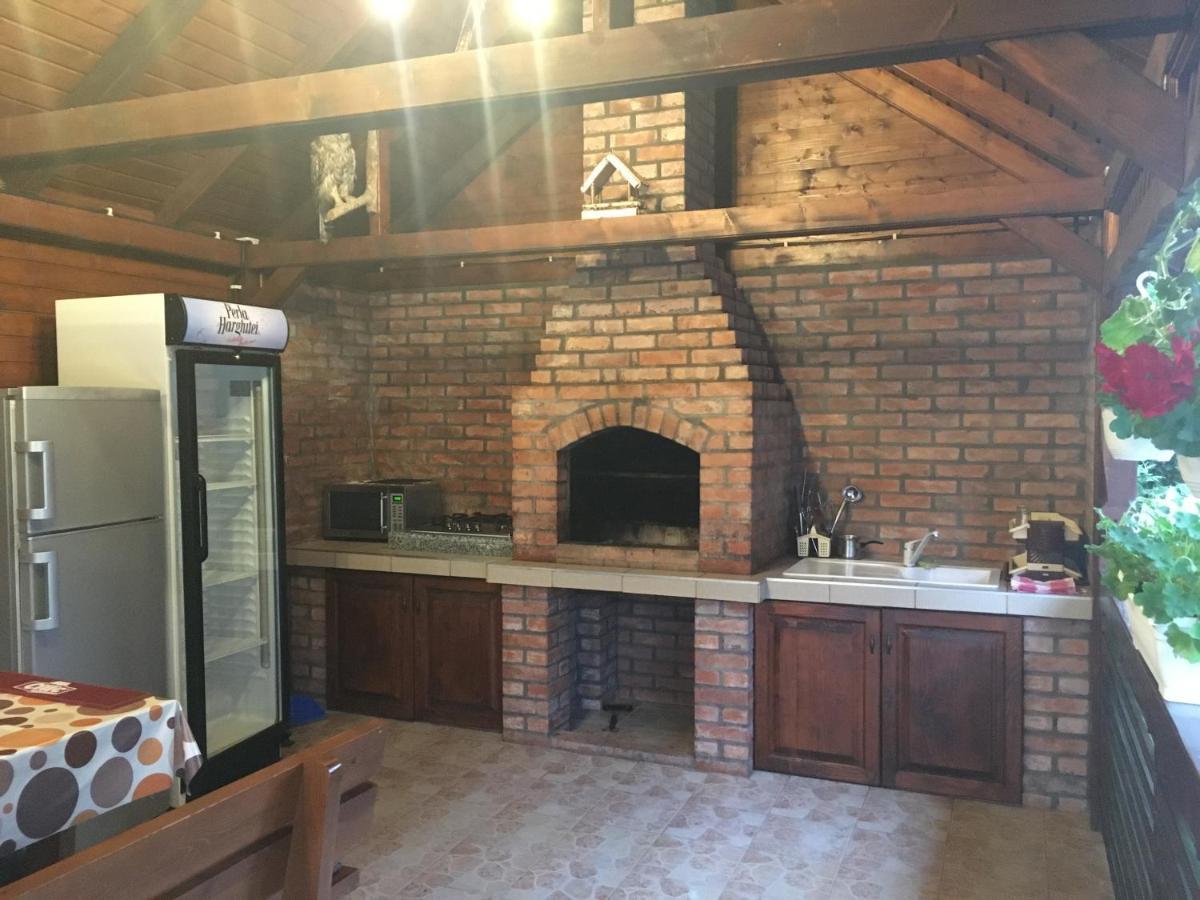Casa Bambi Hotel Совата Екстериор снимка